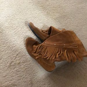 Minnetonka brown suede boots